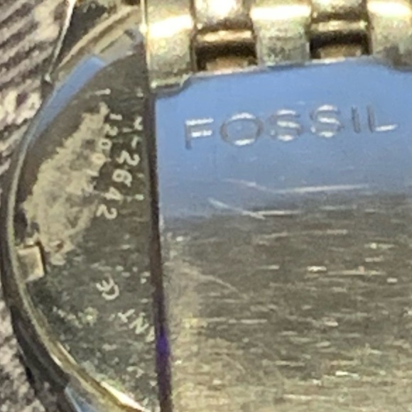 Fossil Watch - Picture 8 of 8